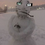 Снеговик с глазами