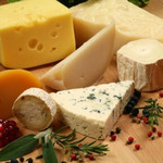 Европейские эксперты признали, что российский сыр вкуснее французского