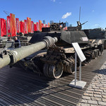Подбитый танк «Абрамс» на выставке натовской техники в Москве