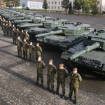 14 танков Leopard 2A4