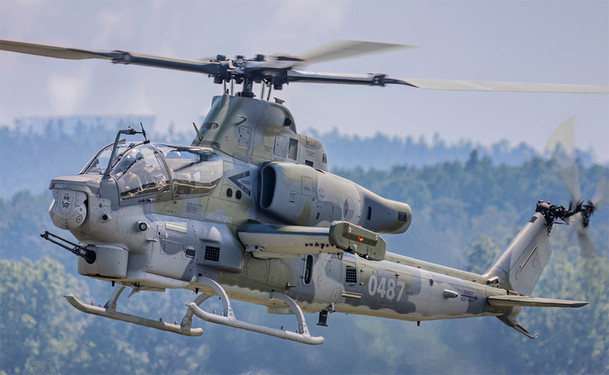 Боевой вертолёт Bell AH-1Z Viper