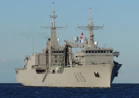 Корабль комплексного снабжения А 15 Cantabria